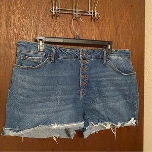 Ava and viv size 18W button fly jean shorts